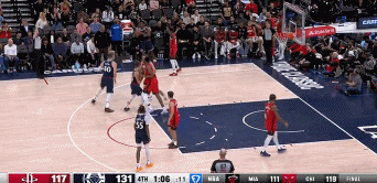 可喜可贺！祖巴茨手递手助博格丹再扔进三分！拿到生涯首次三双！